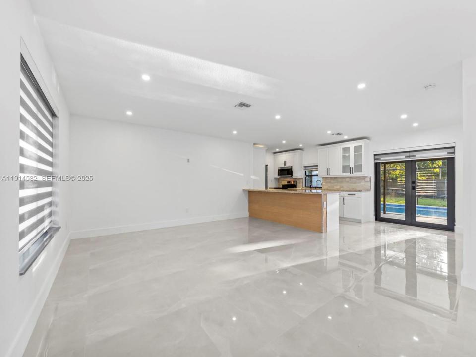 19850 Franjo Rd 19850, Cutler Bay, Florida 33157