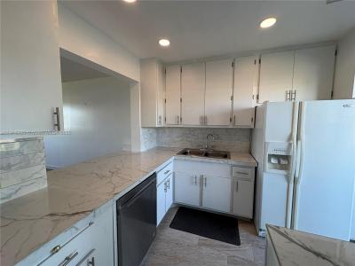 2223 Park Ln 211, Hollywood, Florida 33021, USA