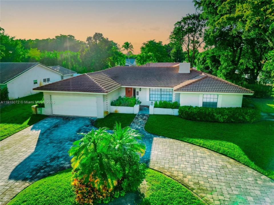 284 NW 92nd Ave, Coral Springs, Florida 33071, Amerika Birleşik Devletleri