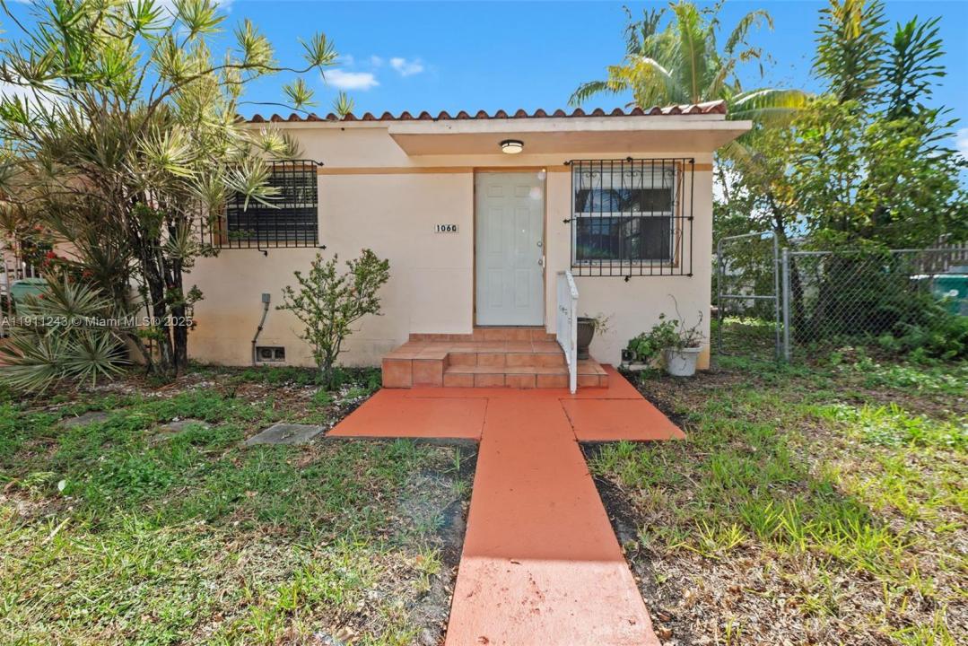 1060 Opa Locka Blvd 1060, Opa-Locka, Florida 33054, HOA KỲ