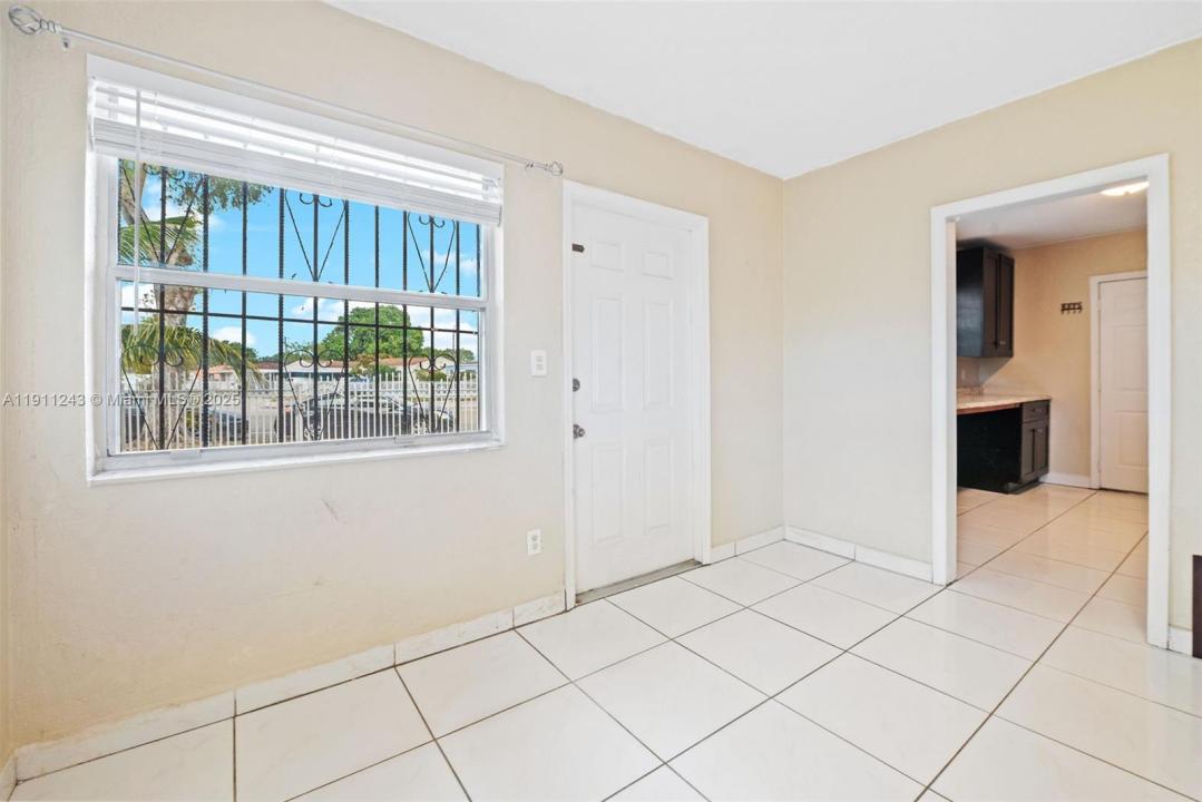 1060 Opa Locka Blvd 1060, Opa-Locka, Florida 33054, HOA KỲ