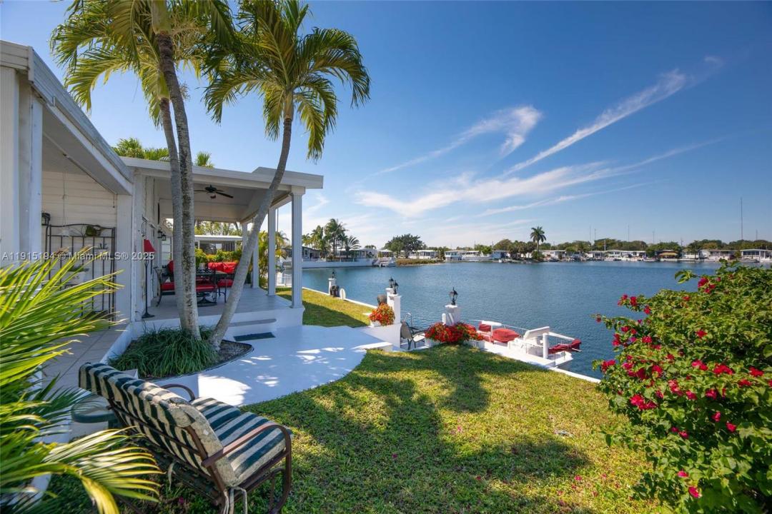 112 Lake Shore Dr, Pembroke Park, Florida 33009, Amerika Birleşik Devletleri