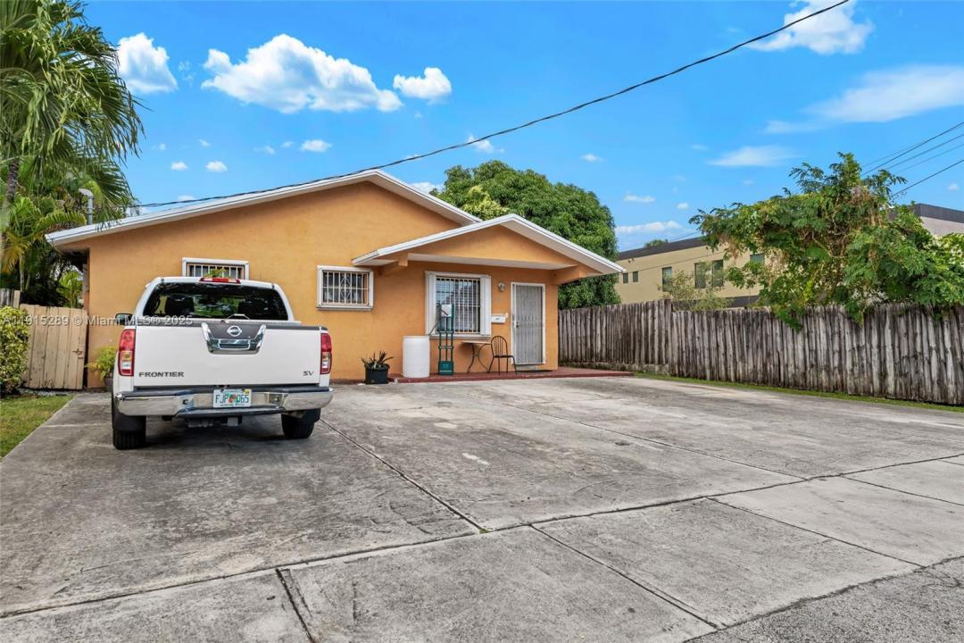 3631 SW 27th St, Miami, Flórida 33133, Estados Unidos