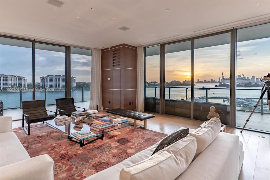 800 S Pointe Dr 704, Miami Beach, Florida 33139, Estados Unidos