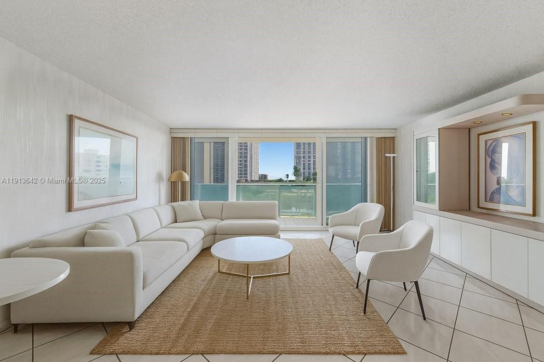100 Bayview Dr 615, Sunny Isles Beach, Florida 33160, HOA KỲ