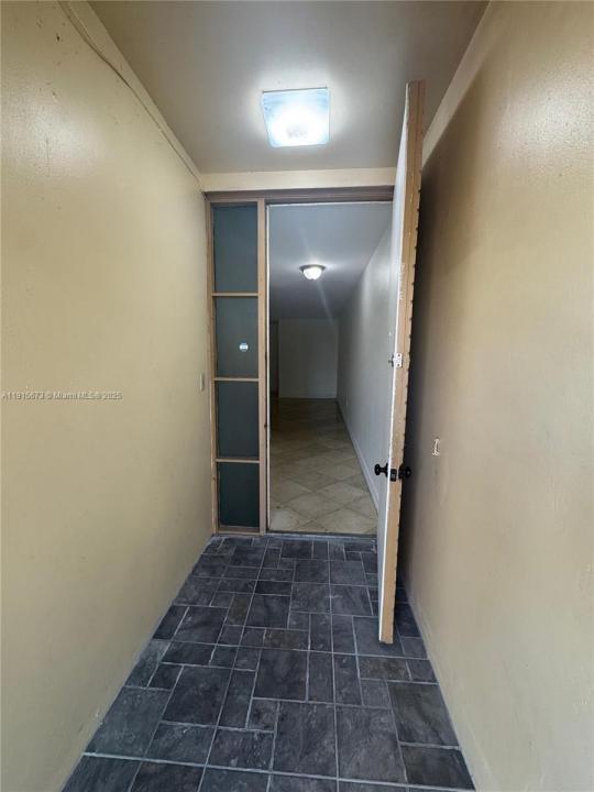 7000 Crown Gate Ct 7000, Miami Lakes, Florida 33014, HOA KỲ