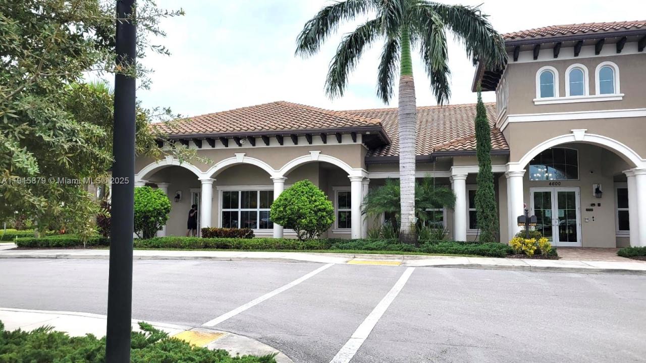 4164 Ficus St, Hollywood, Florida 33021