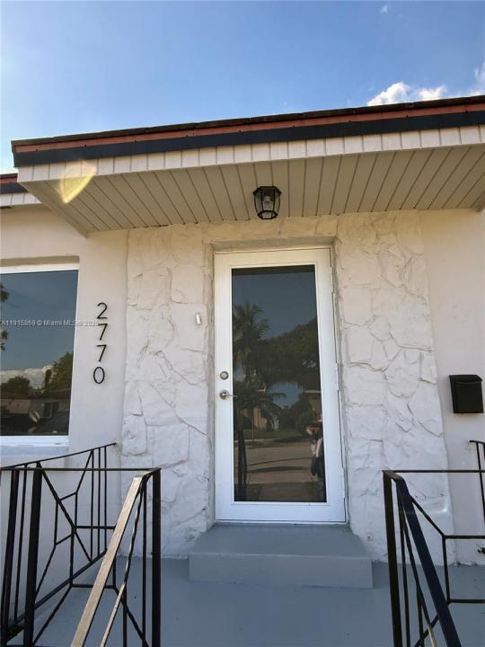 2770 SW 34 CT N/A, Miami, Floryda 33133, USA