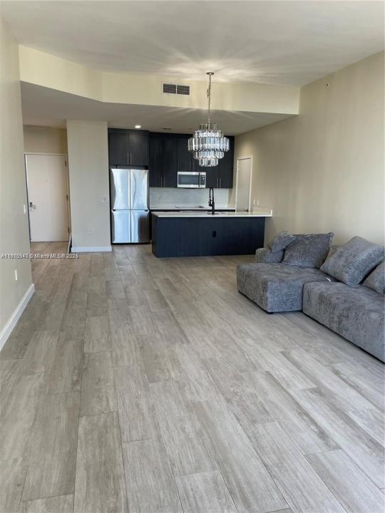 55 SW 9th St 4304, Miami, Floryda 33130, USA