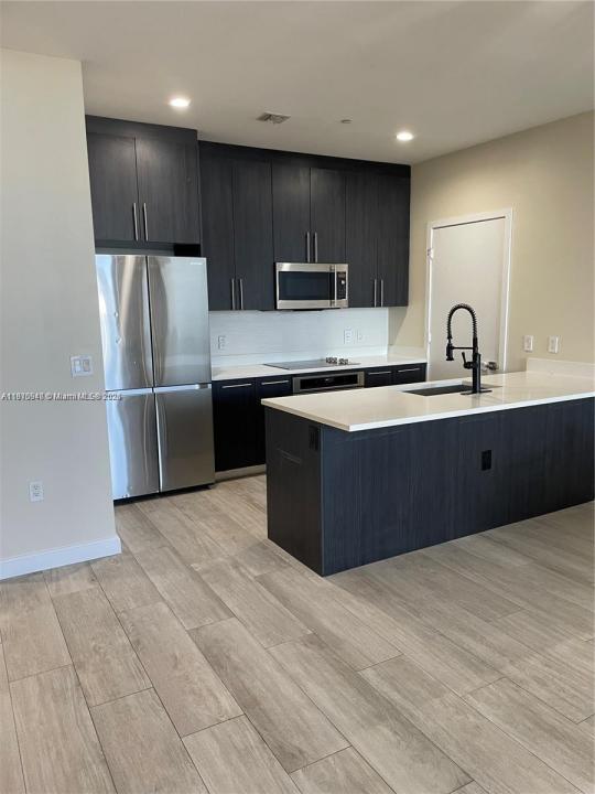 55 SW 9th St 4304, Miami, Floryda 33130, USA