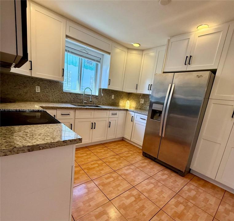 7340 Allen Dr, Hollywood, Florida 33024, USA