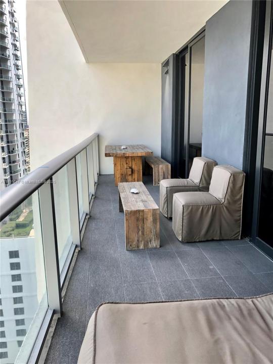 1010 Brickell Ave 2302, Miami, Floride 33131, États-Unis