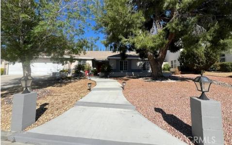 Caballero, Victorville, California 92392, Estados Unidos