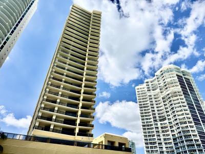 16275 Collins Avenue #1004, SAYAN CONDO, Sunny Isles Beach, Florida 33160