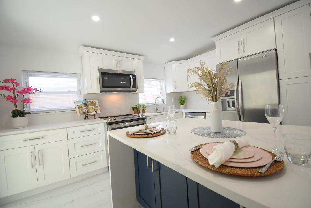 3541 NW 37th Avenue, Lauderdale Lakes, Florida 33309