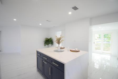 3541 NW 37th Avenue, Lauderdale Lakes, Florida 33309