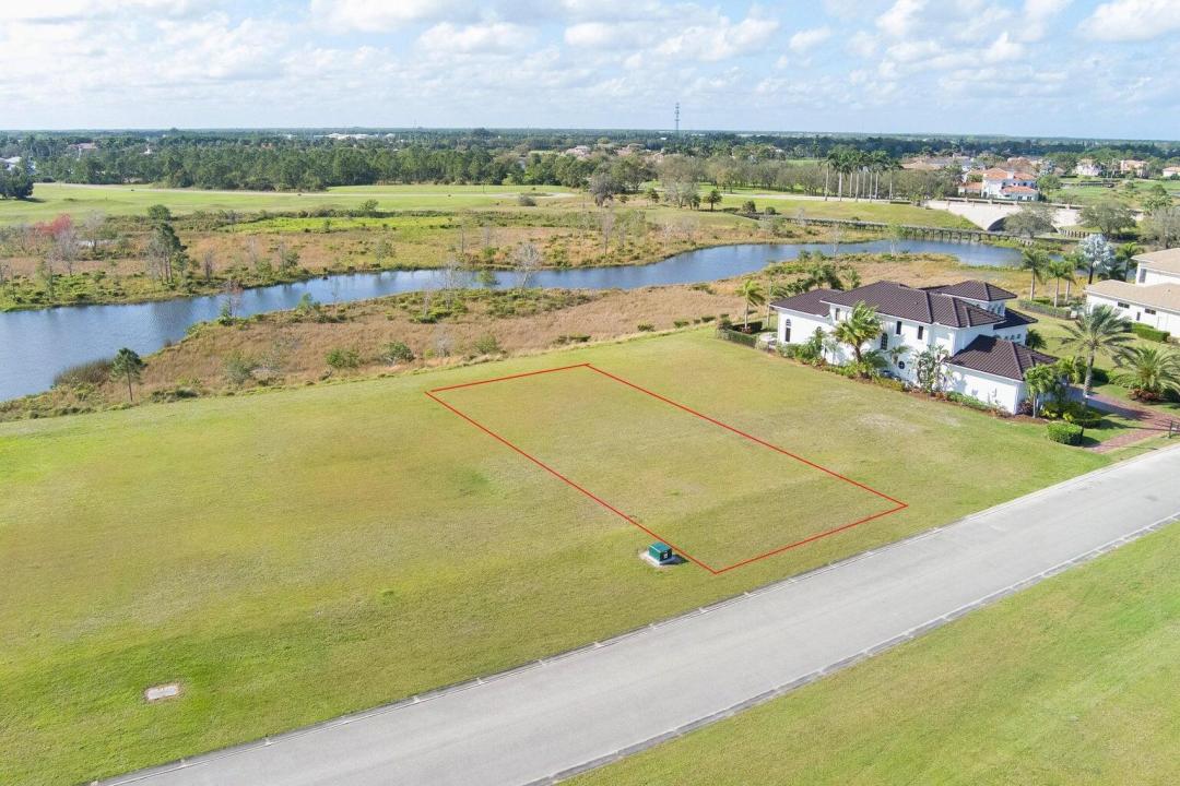 138 SE Tramonto Street, Port Saint Lucie, Florida 34984