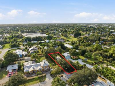 5028 SE Driftwood Avenue, Stuart, פלורידה 34997, ארצות הברית של אמריקה 