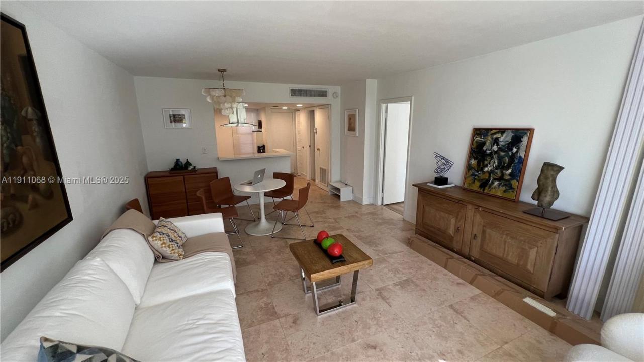 20500 W Country Club Dr 117, Aventura, Florida 33180