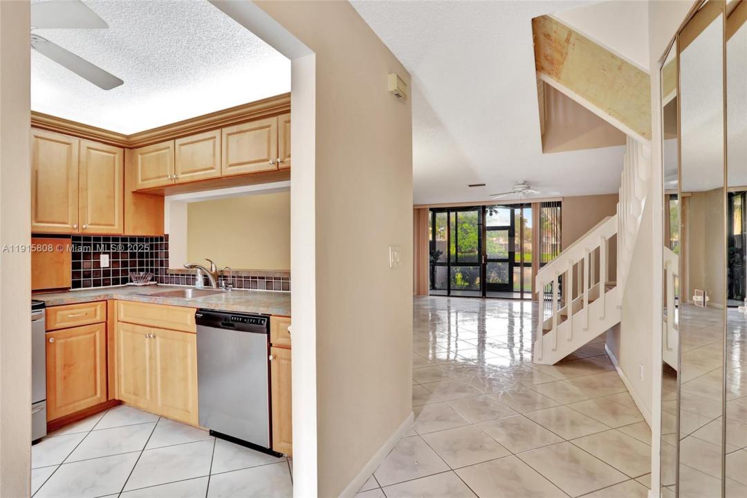 4615 S Carambola Cir S 27232, Coconut Creek, Florida 33066, Amerika Birleşik Devletleri