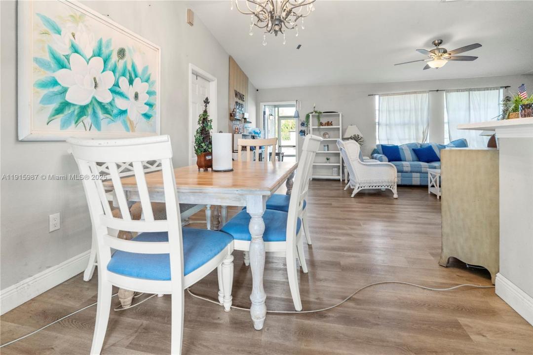 302 Floyd ave S, Naples, 佛羅里達州 33976, 美國