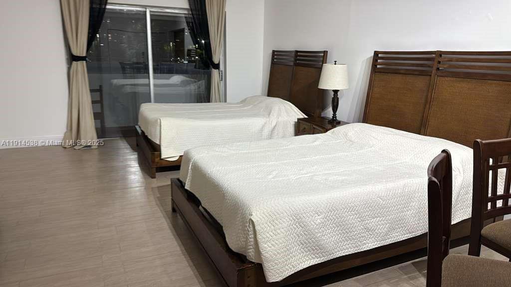 500 Bayview Dr 125, Sunny Isles Beach, Florida 33160