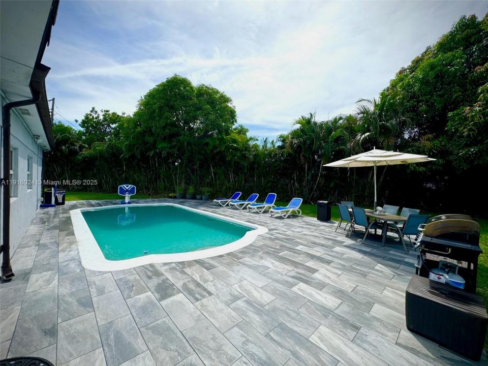 4297 NW 34th Ter, Lauderdale Lakes, Florida 33309, Estados Unidos