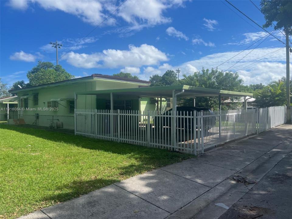 4751 NW 15th Ave, Miami, Florida 33142