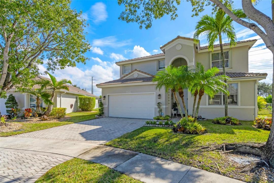 19310 SW 16th St, Pembroke Pines, Florida 33029, HOA KỲ