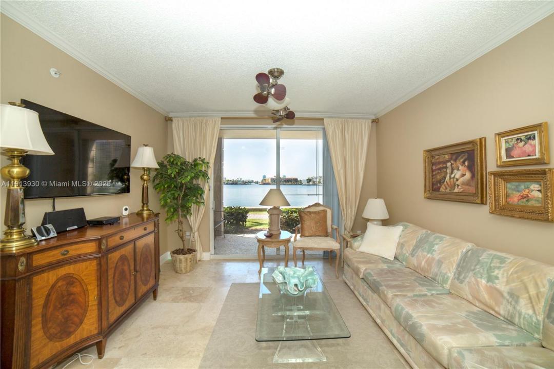 17100 N Bay Rd 1107, Sunny Isles Beach, 佛羅里達州 33160, 美國