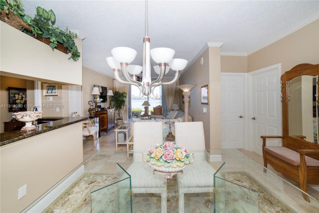 17100 N Bay Rd 1107, Sunny Isles Beach, 佛羅里達州 33160, 美國