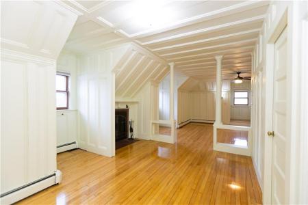 258 Pawtucket Avenue 2, East Providence, Rhode Island 02916, USA