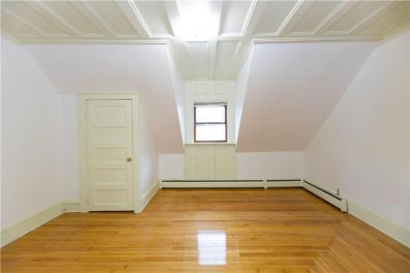 258 Pawtucket Avenue 2, East Providence, Rhode Island 02916, USA