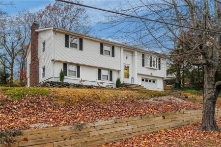 155 Birkshire Drive, Warwick, RI 02886, USA