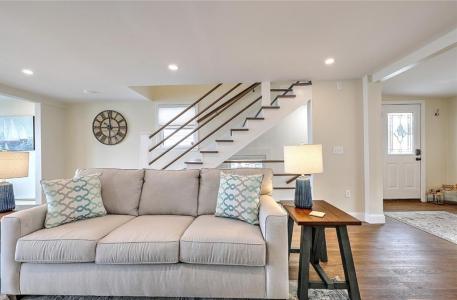 45 White Avenue, East Providence, 로드아일랜드 02915, 미국