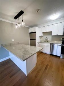 1371 Mendon Road 28, Woonsocket, Rhode Island 02895, USA