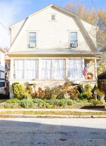 28 Sylvan Avenue, Cranston, RI 02905, USA