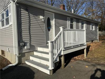 45 Rose Lane, Cumberland, Rhode Island 02864, USA