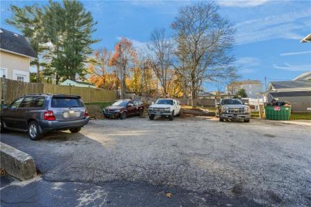 79 Hamlet Avenue, Woonsocket, Rhode Island 02895, USA