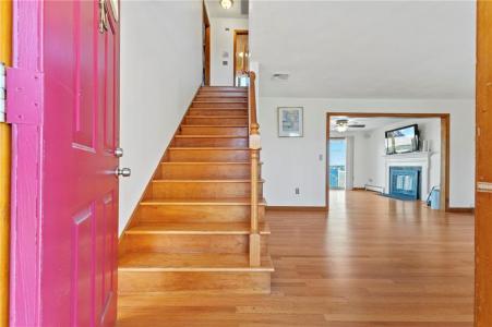 3 White Avenue, East Providence, 로드아일랜드 02915, 미국