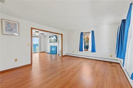 3 White Avenue, East Providence, 로드아일랜드 02915, 미국