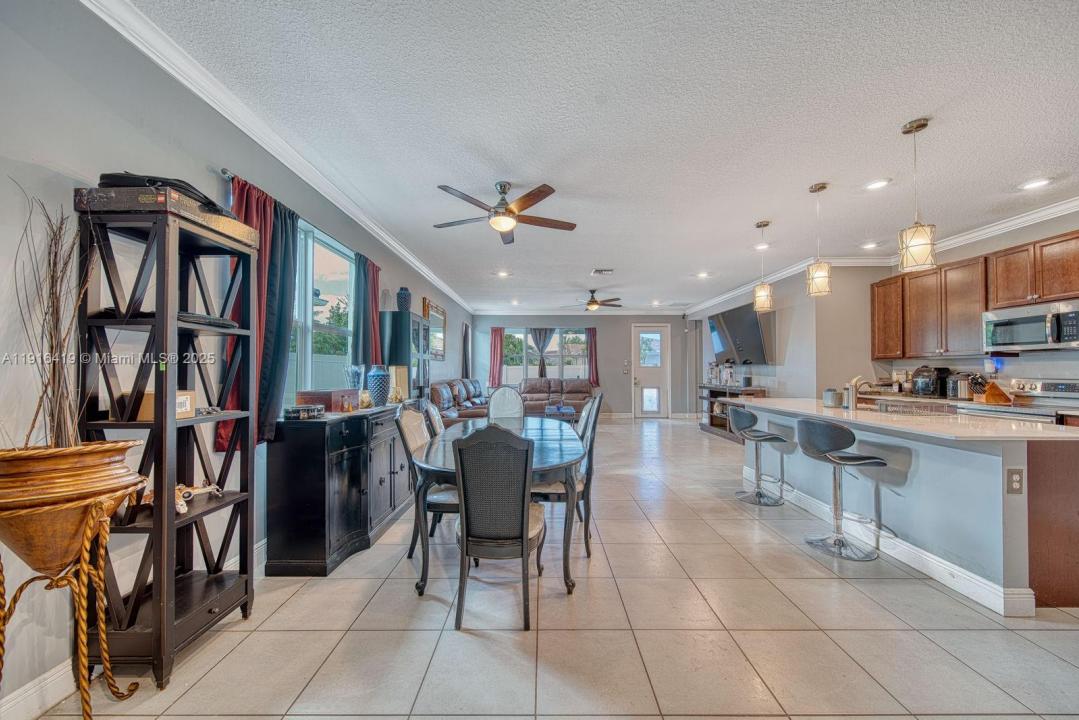 4147 Rosa Dr, Deerfield Beach, Florida 33064
