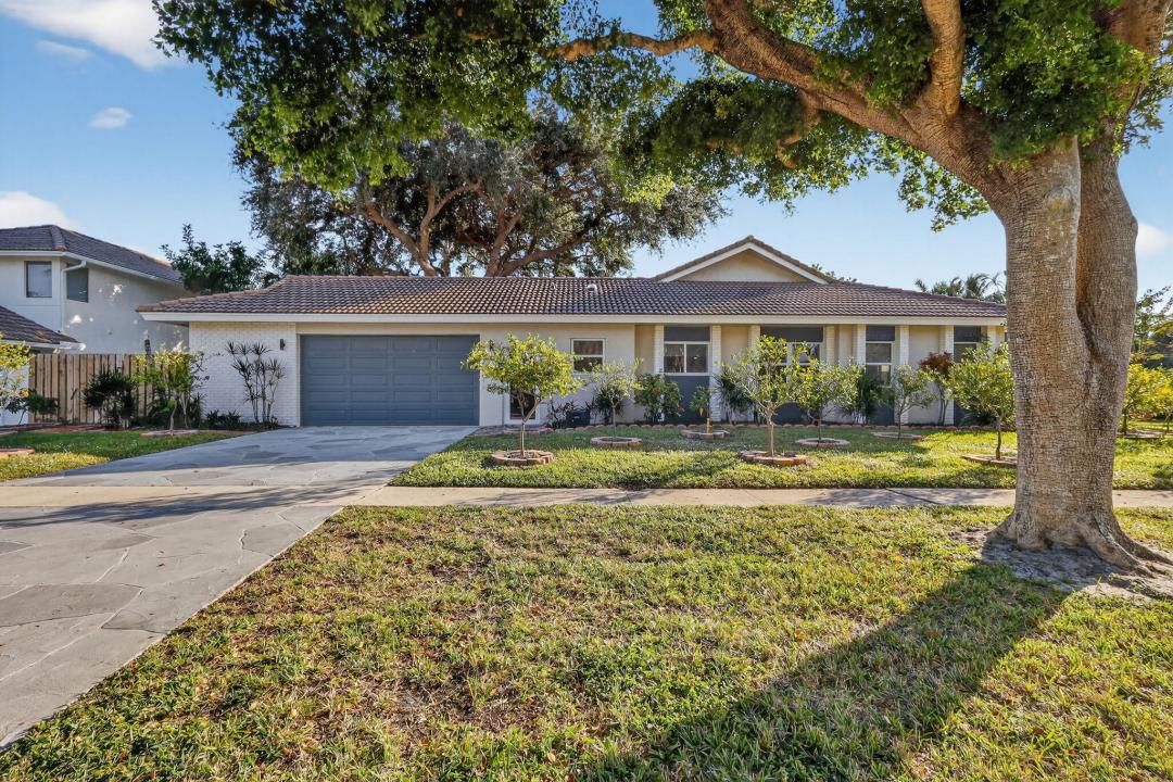 7598 W Country Club Boulevard, Hidden Valley, Boca Raton, فلوريدا 33487, الولايات المتحدة