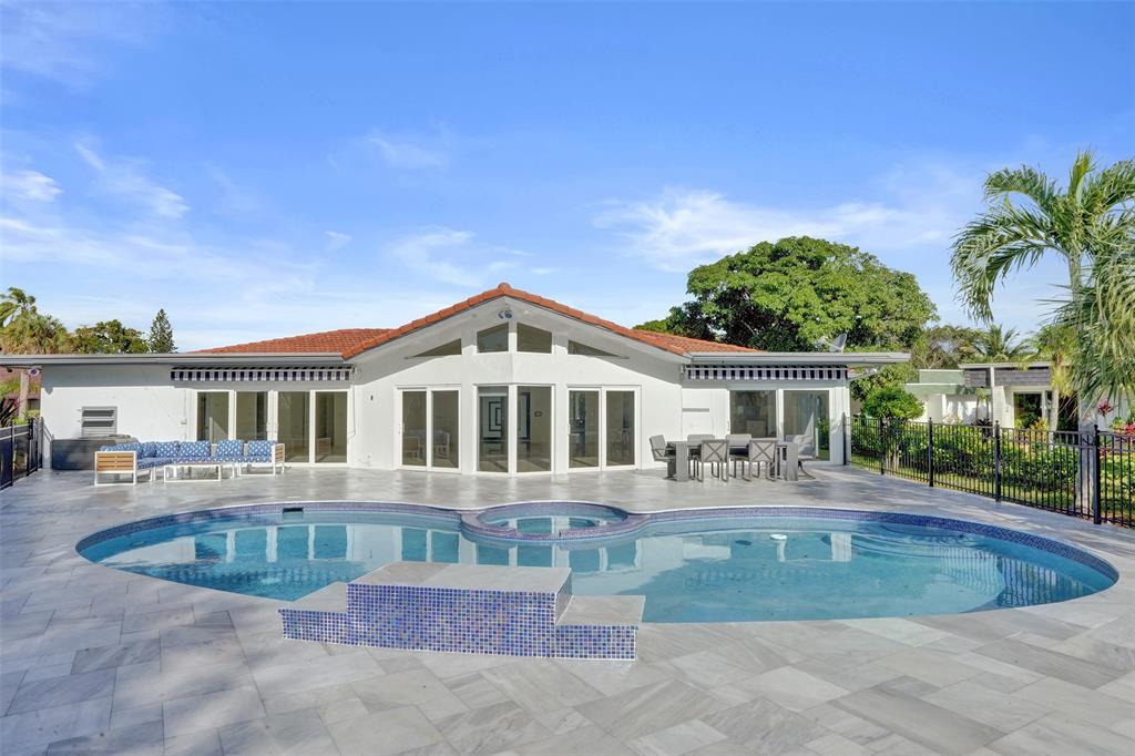 5903 Breadfruit Cir, Woodlands, Tamarac, フロリダ 33319, アメリカ合衆国