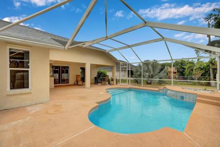 513 SE Cliff Road, Port Saint Lucie, Florida 34953