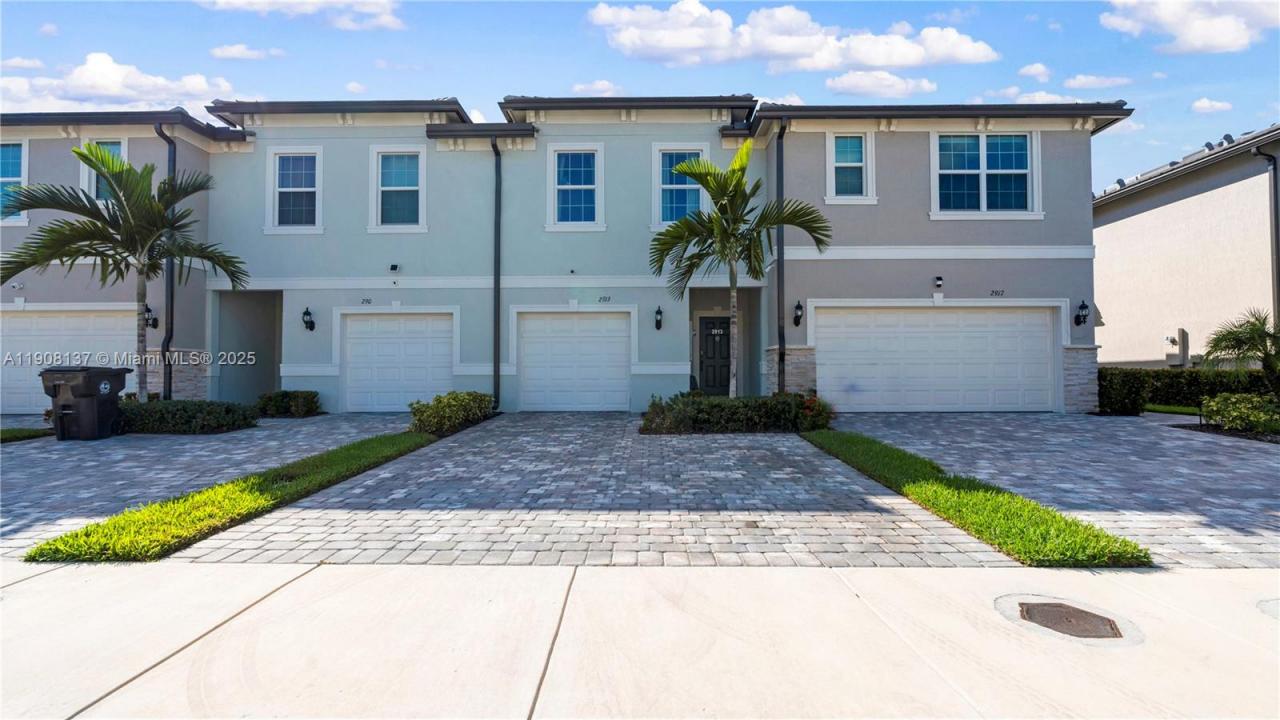 2913 Olivia Ave, Lauderdale Lakes, Florida 33311, Estados Unidos