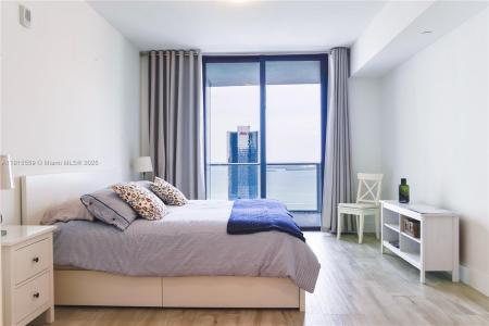 1010 Brickell Ave 3002, Miami, Florida 33131, USA