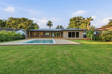 360 NW 87th St, El Portal, Floride 33150, États-Unis