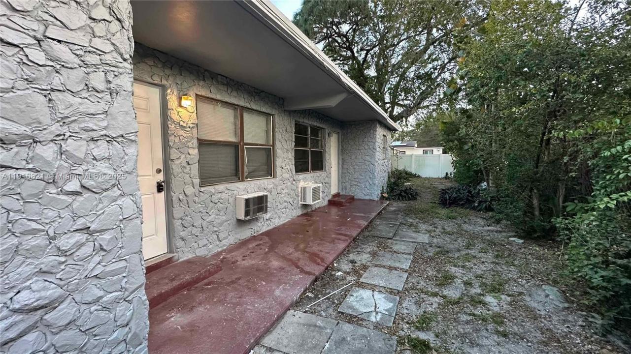 1808 NW 9th St 2, Fort Lauderdale, Florida 33311, HOA KỲ