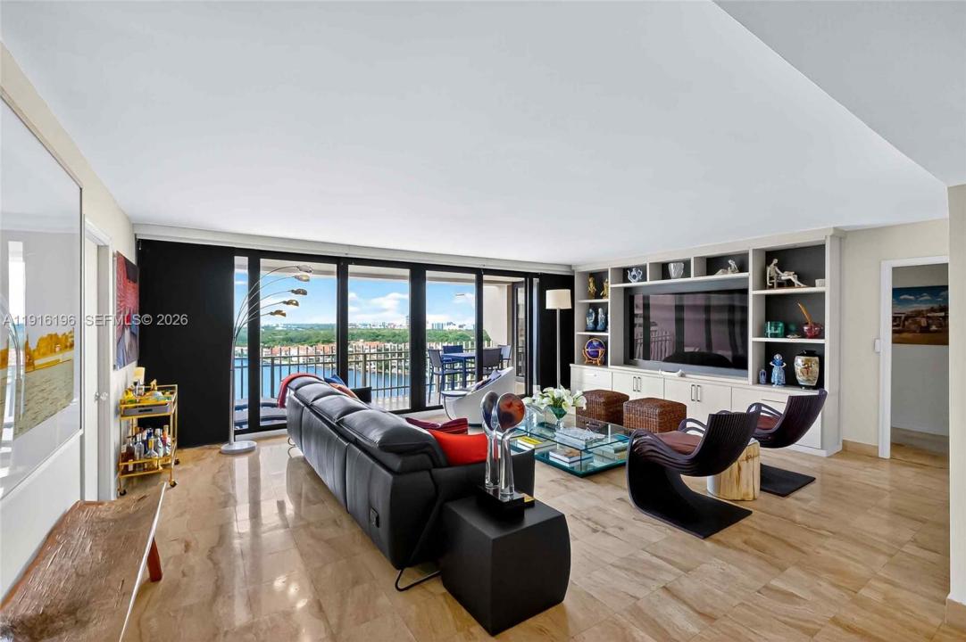 2 Grove Isle Dr B1804, Coconut Grove, Florida 33133, Stati Uniti